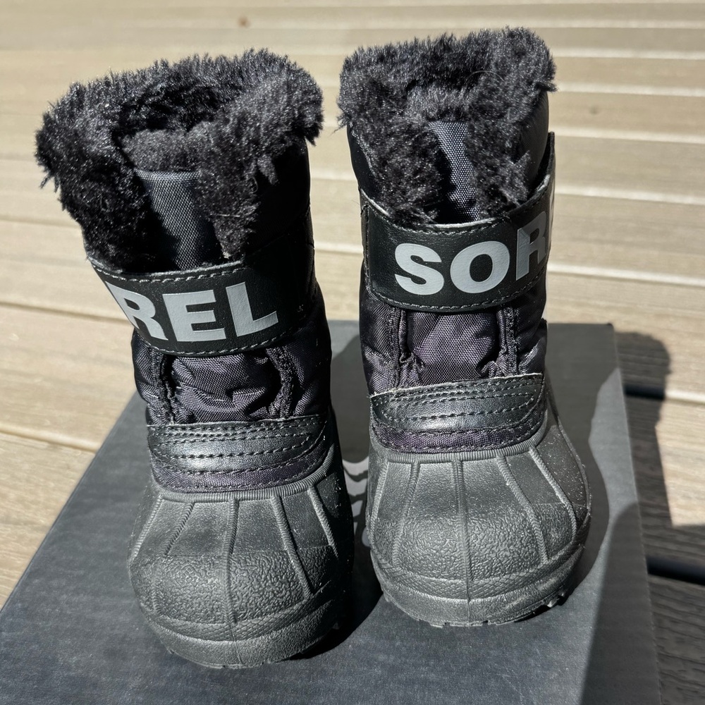 Sorel Black Snow Commander Boots - Toddler 4